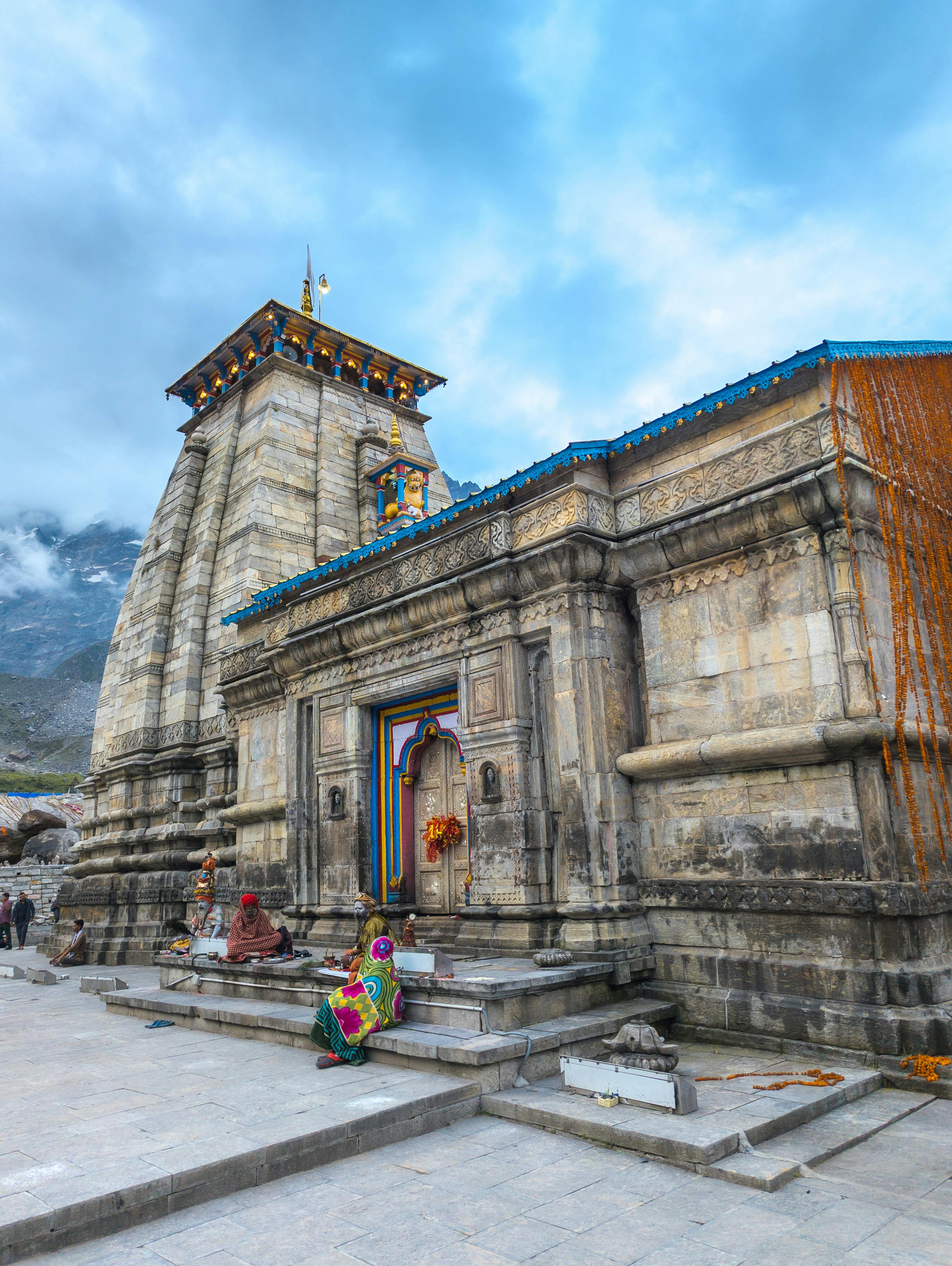 Hotel Mandakini rooms near Kedarnath